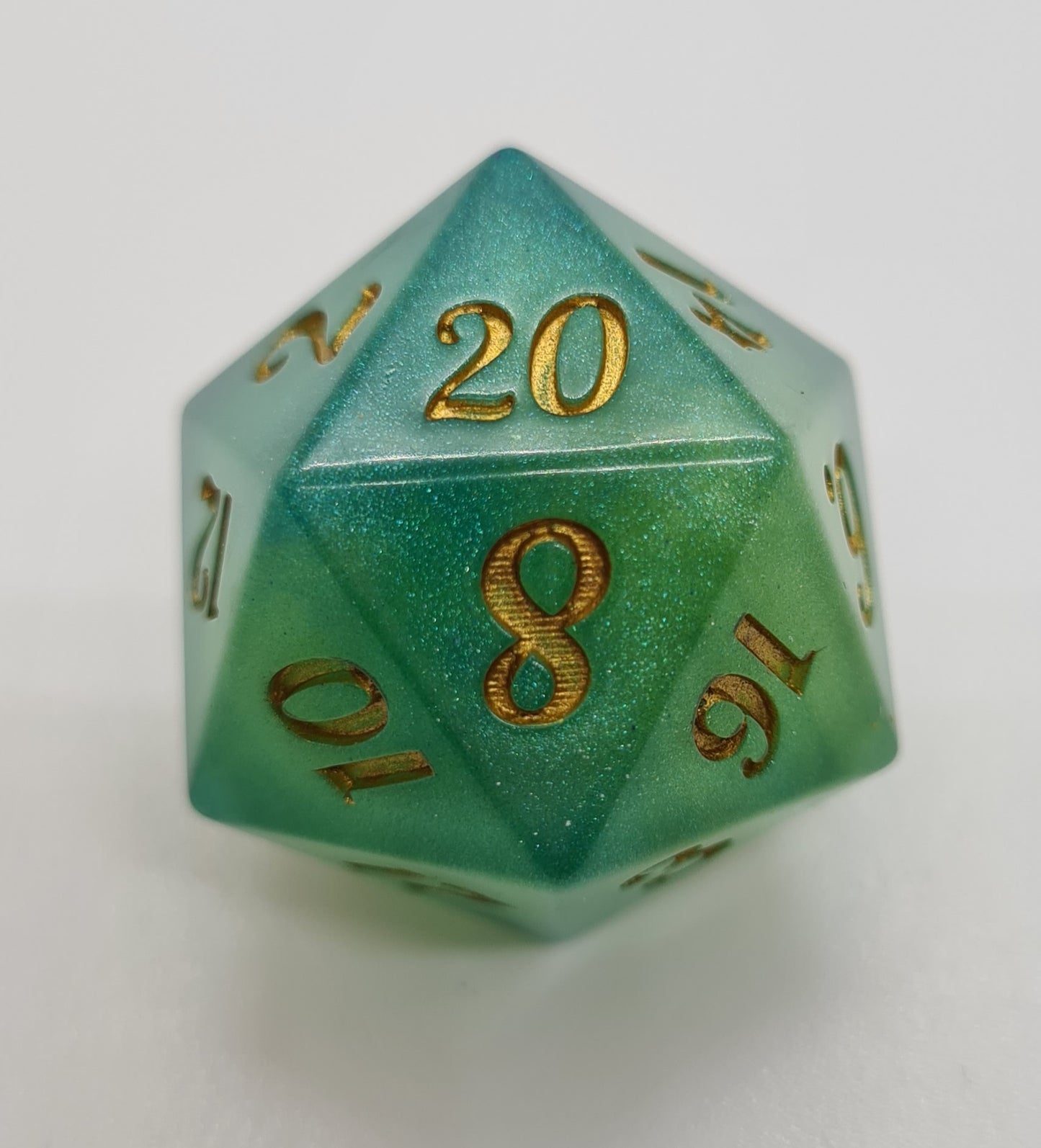 Chunky grass dice